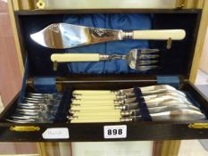 Cased Fish Knife Set with Servers