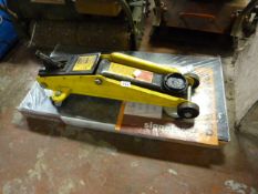 2.5 Tonne Trolley Jack & Pack of Flooring