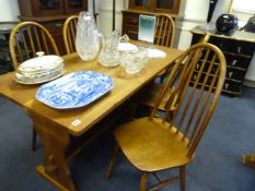 Oak Dining Table & 5 Chairs