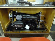 Singer Sewing Machine in Case