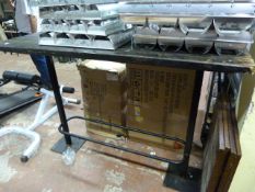 Rectangular Poser Table