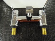 Chrome Venture Bath Filler