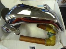 Chrome Avalon Bath Mixer & Nozzle