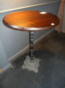 *Circular Poser Table on Cast Iron Stand