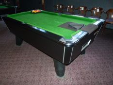 *Supreme Pool Table with Balls
