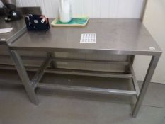 Stainless Steel Preparation Table on Aluminium Frame 4ft x 29