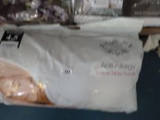 *Double 4.5 Tog Anti-Allergy Hollow Fill Duvet