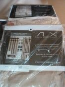 *2 Pairs of Ready Made Curtains