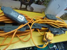 *2 x 140v Extension Leads