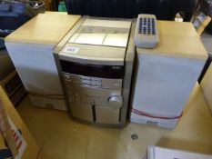 Kenwood Stereo System with Speakers