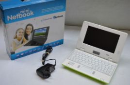 1 x Allfine Mini Netbook - Ideal For Surfing The Web, Checking Email, Word Processing and Internet