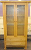1 x Morris 2 Door 2 Drawer Tall Slim Oak Display Unit – Comes with 2 Shelves & Inner Lighting – Ex
