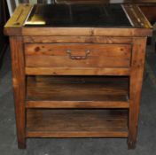 1 x New England Granite Inlay Serving Table With Drawer & Shelving – Design by Mark Webster – Ex