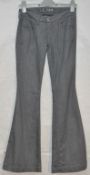 1 x Pair of Hudson Grey Denim Womens Jeans – Size 25 Waist – New with Tags – High Resale Value – Ref