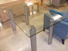 1 x Glass Table - Ref: FC875 - Ex Display Stock In Great Condition - 150 x 90cm CL036 - Location: