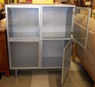 1 x 4-Door Display Unit In Grey/Silver - Ref: FC881 - Ex Display Stock In Good Condition - H122cm