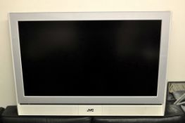 1 x JVC Colour 32