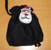 550 x Xmas Keyrings in Black Velvet Pouches - NJB061 - CL008 - Location: Bury BL9  - NEW