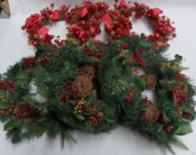 6 x Decorative Christmas Wreaths – Ref : CAT107 – Colours Included : 3 x Red , 3 x Green - Ideal for