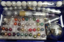 100 x  Christmas Decorations – Ref : CAT102 - Assorted Baubels – Various Colours & Sizes –