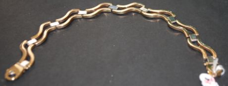 9ct yellow and white gold bracelet