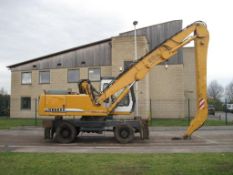Liebherr 924B Scrap Handler