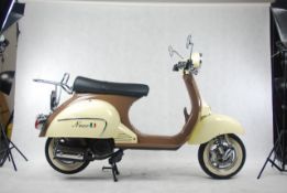 New Neco Abruzzi 50cc 4 stroke Automatic Retro Scooter - Brown & White 2 Tone.