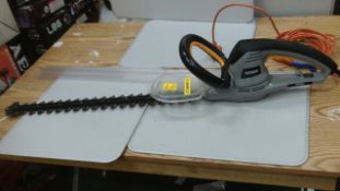 Titan Electric hedge trimmer - tested power working