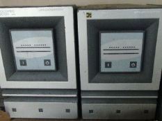 3 x pcs UPS - sysytem unchecked - untested - light grey colour