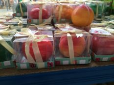 x100 - Fruit Shaped/Scented Candles - Various Colours/Scents - AR5406-4 - Approx 75mm x 75mm BRAND