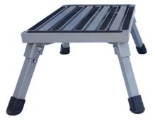 6PCS Aluminium Folding Steps - BRAND NEW Made from aluminium this is a strong and sturdy, yet very