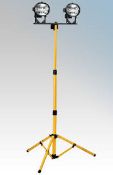 110 VOLT 2 X 500W HALOGEN FLOODLIGHT ON STAND