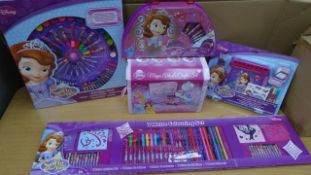 Christmas Toy Selection - 5 items to include: 1 x Sofia the First carry along art set, 1 x Sofia the