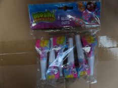 288 x Packs of Moshi Monsters ' Blow outs ' Brand new and sealed. Ideal for kids partys! Hours of