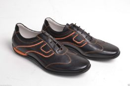 Mens Black and Orange Leather Trainer Shoe, Italian designer New & boxed perfect stock Size 44