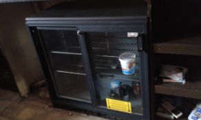 1 x sliding door display drinks fridge (Gamko), 3 x single door