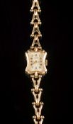 Tudor Royal. A lady's 9ct gold wristwatc