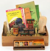 Hornby Series Miniature Luggage & Porter
