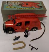 Triang Minic No 62M Fire Engine: tinplat