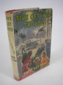 BLYTON, Enid - Five get into Trouble,: c