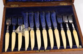 An Edwardian silver and ivory handled ca