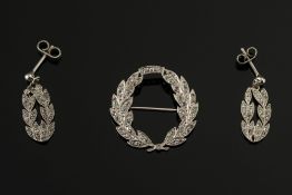 A rose diamond-set 'wreath' brooch with