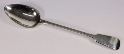 A Victorian silver fiddle pattern servin