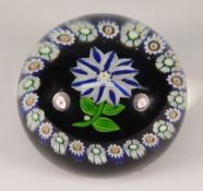 A Paul Ysart glass paperweight: the cent