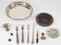 A collection of White Star Line and Cunard silver plated wares:,