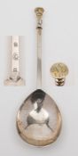 A 17th century Westcountry silver seal top spoon, maker Joseph Arden,