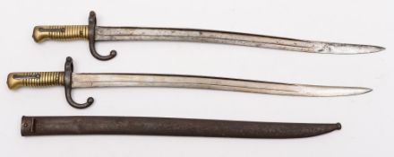 A 19th Century Chasse Pot French bayonet:, with brass ribbed handled and hooked quillon, 57.