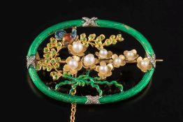 An enamelled gold,