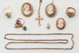 Gold jewellery to include a gold chain, an 18K stamped ring and cameo mounted jewellery:.