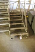 S/S Stairs with Hand-Rail